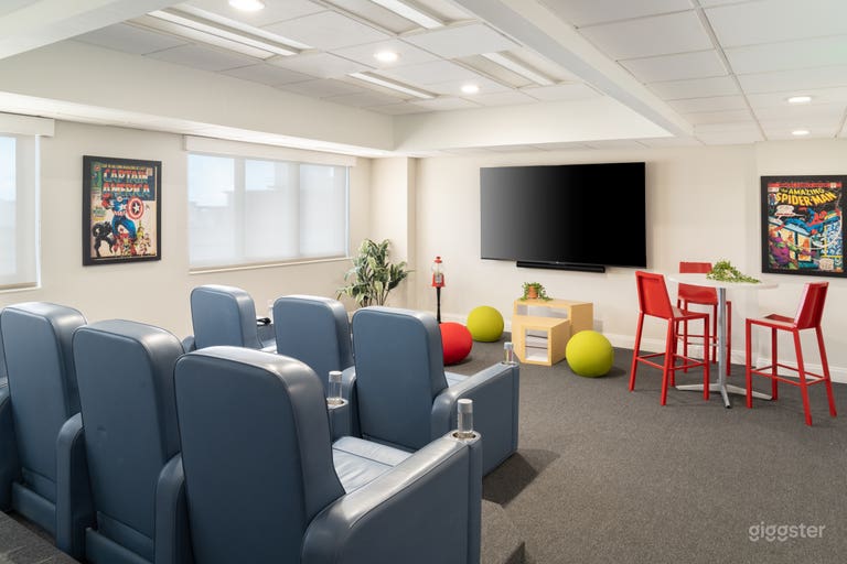  Versatile Media Room for Events & Gatherings 