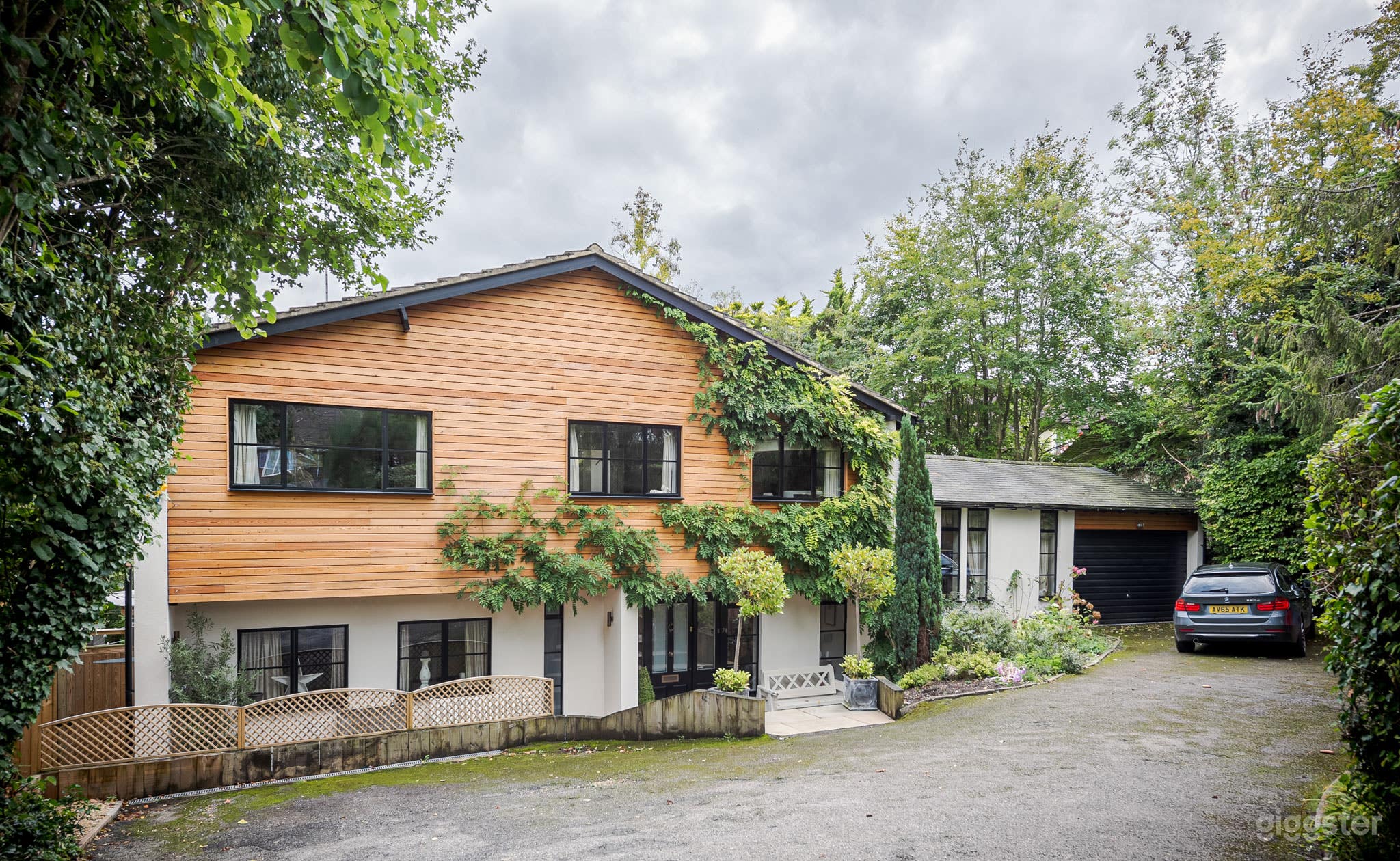 Modern, Country Home With Garden Barn and Views Photo 4