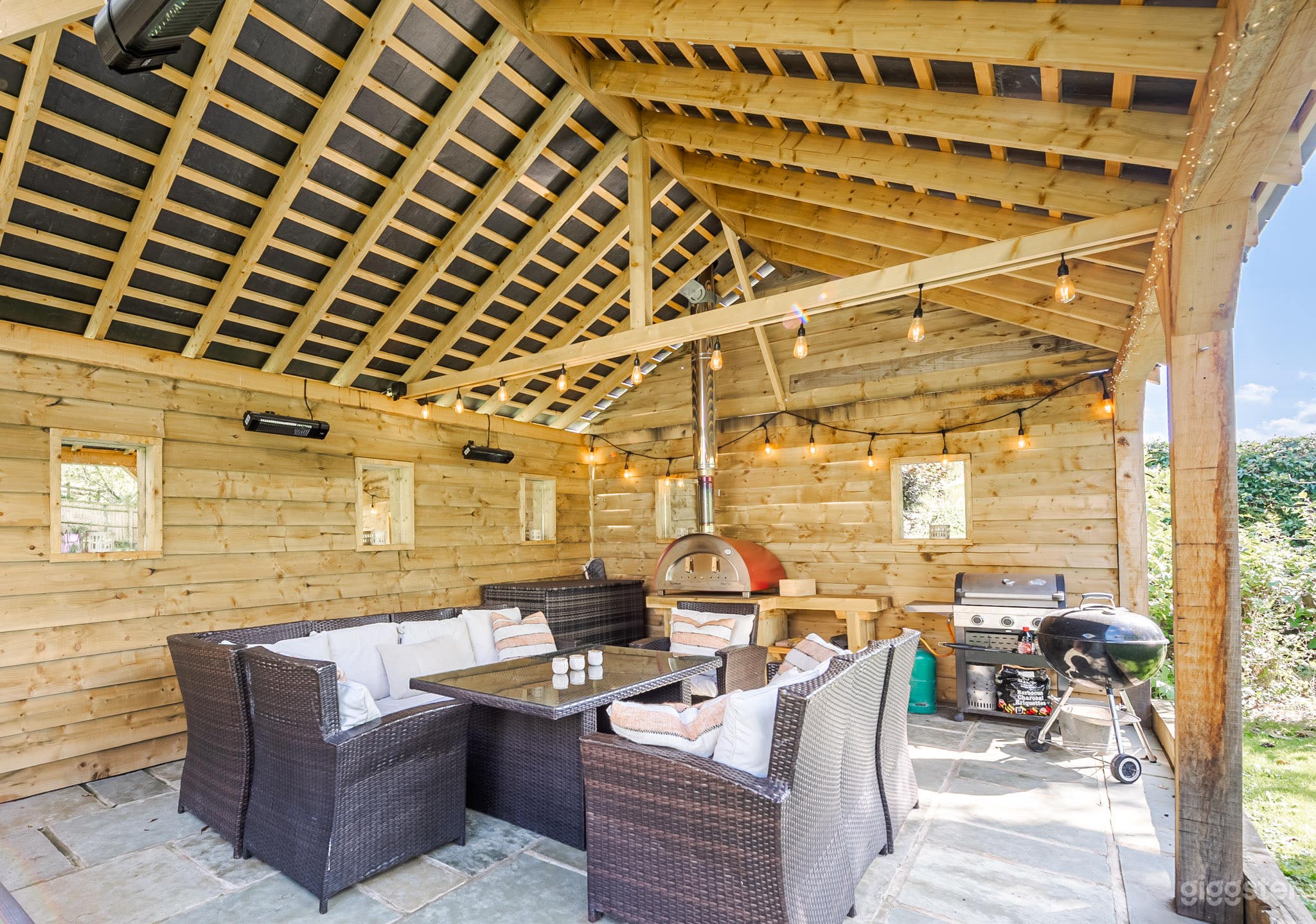 Modern, Country Home With Garden Barn and Views Photo 2