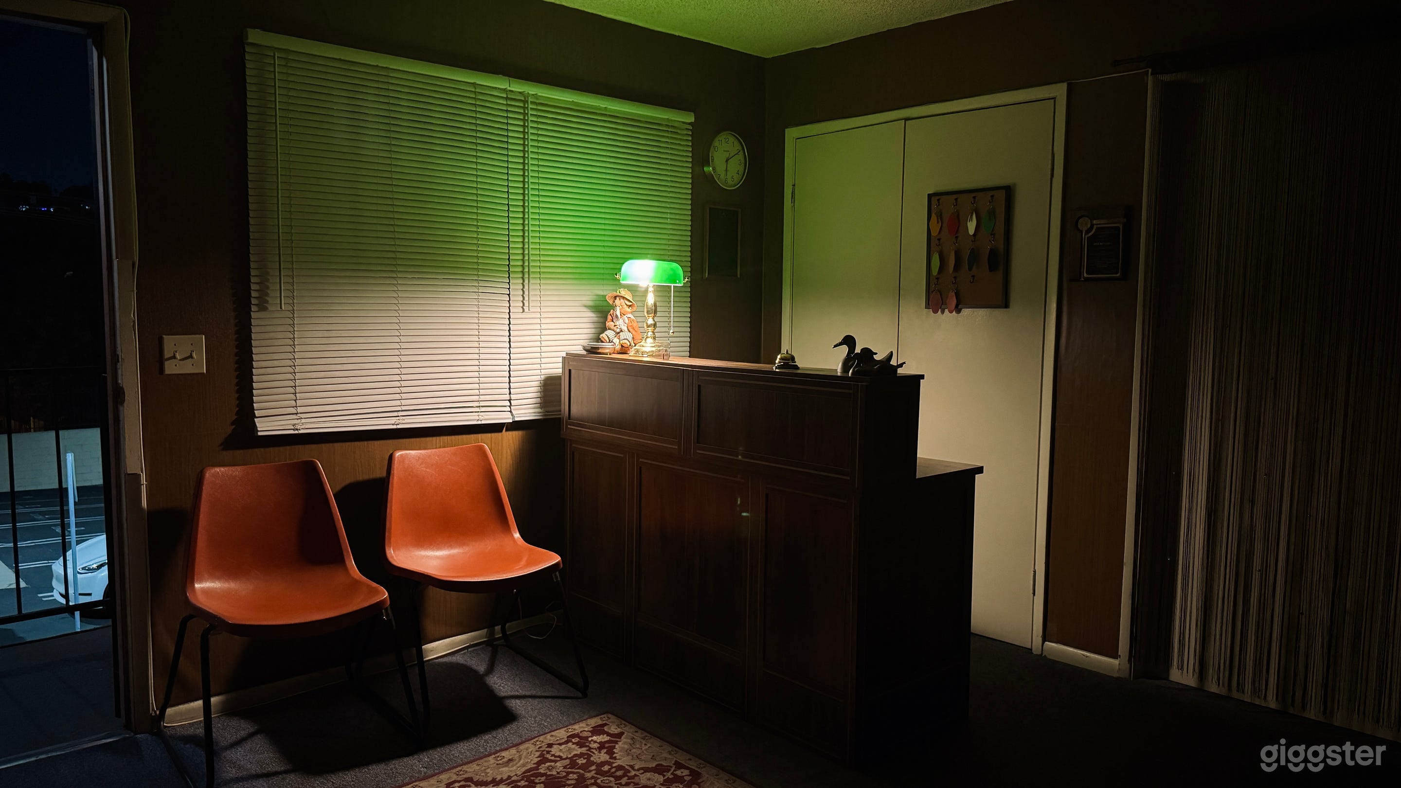 Vintage Motel Lobby, Reception, Office Set in LA Photo 1