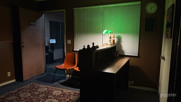  Vintage Motel Lobby, Reception, Office Set in LA 