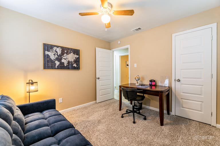  House close to CITY, FOOD, TRAIN, SHOPS 