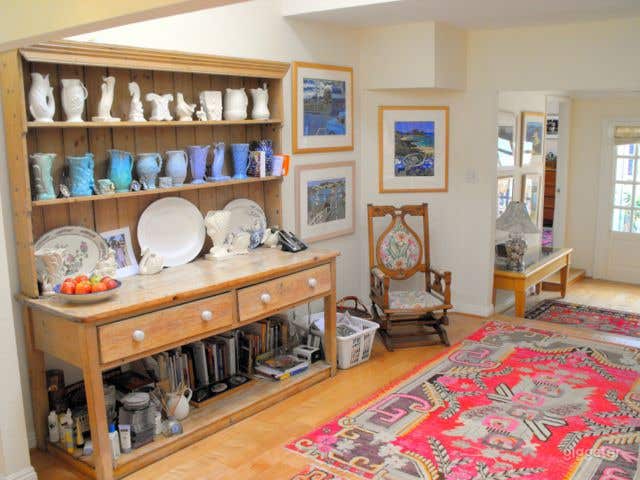 Newly Remodeled Santa Monica Home Photo 3