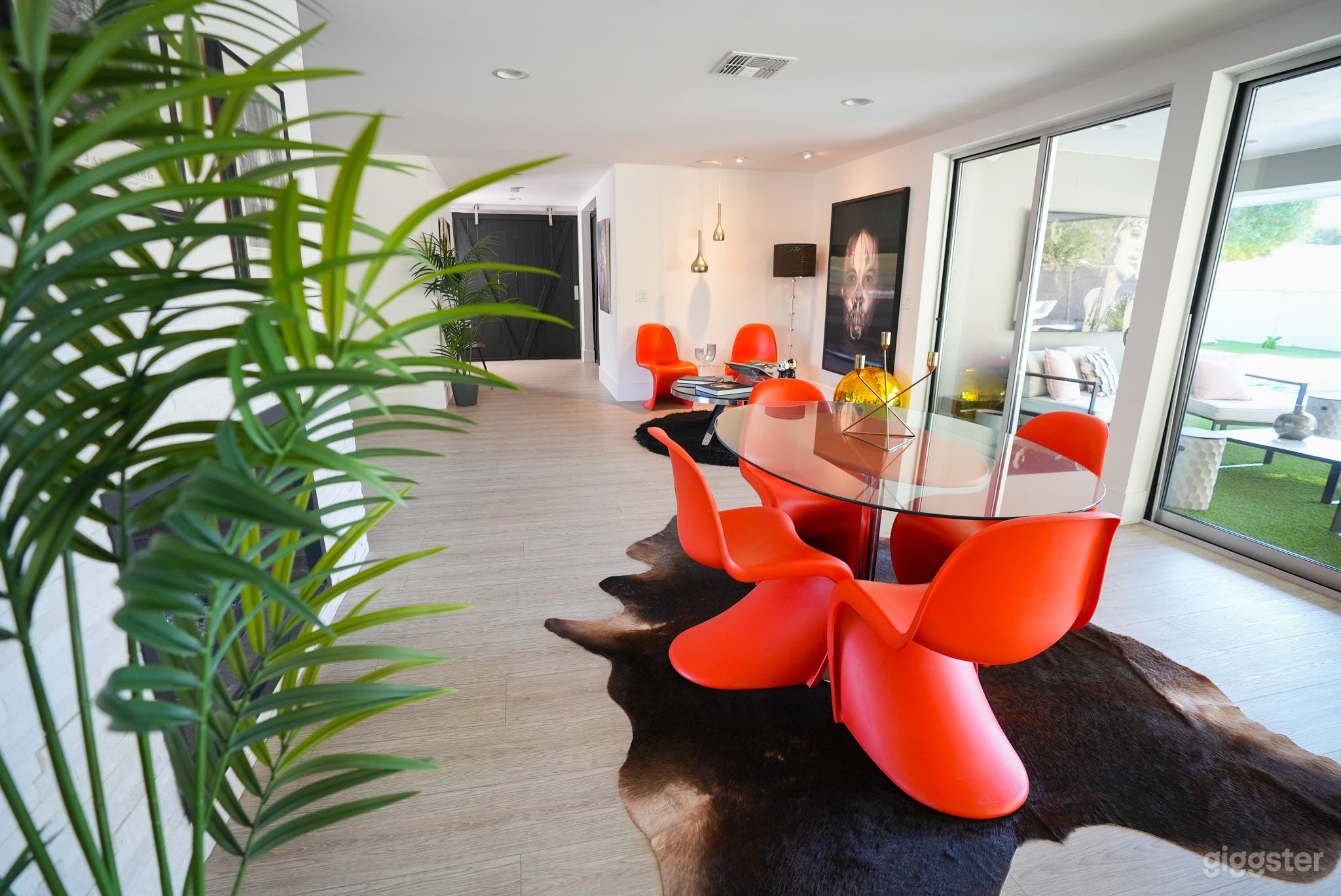 Las Vegas "Art District" mid-century house Photo 2