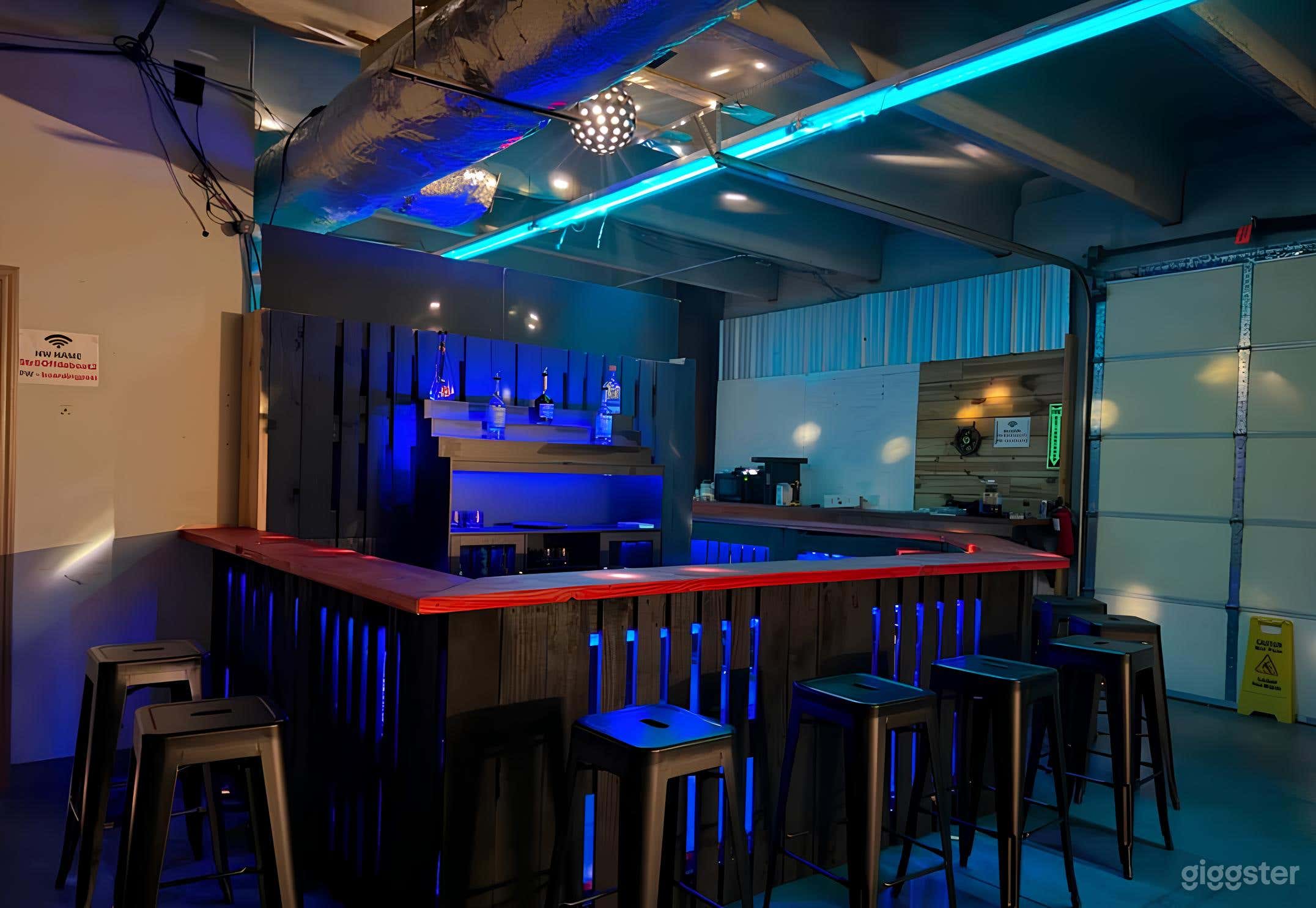 LED LACED BAR WITH DISCO BALL Photo 1