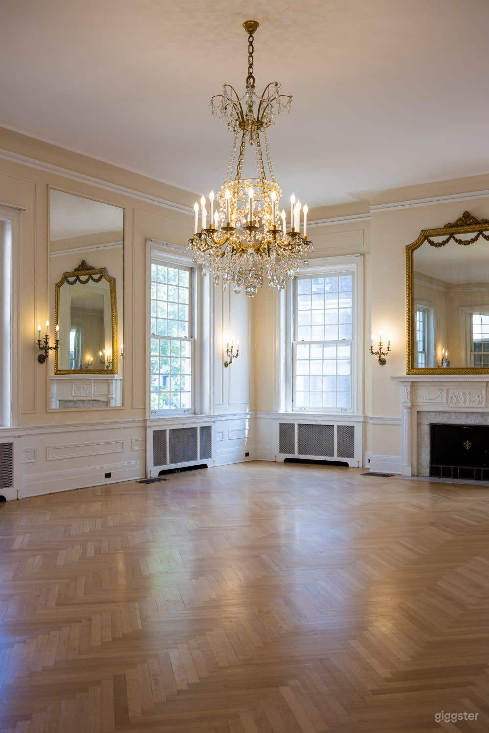 Elegant and Historic Event Venue in Washington DC Photo 2