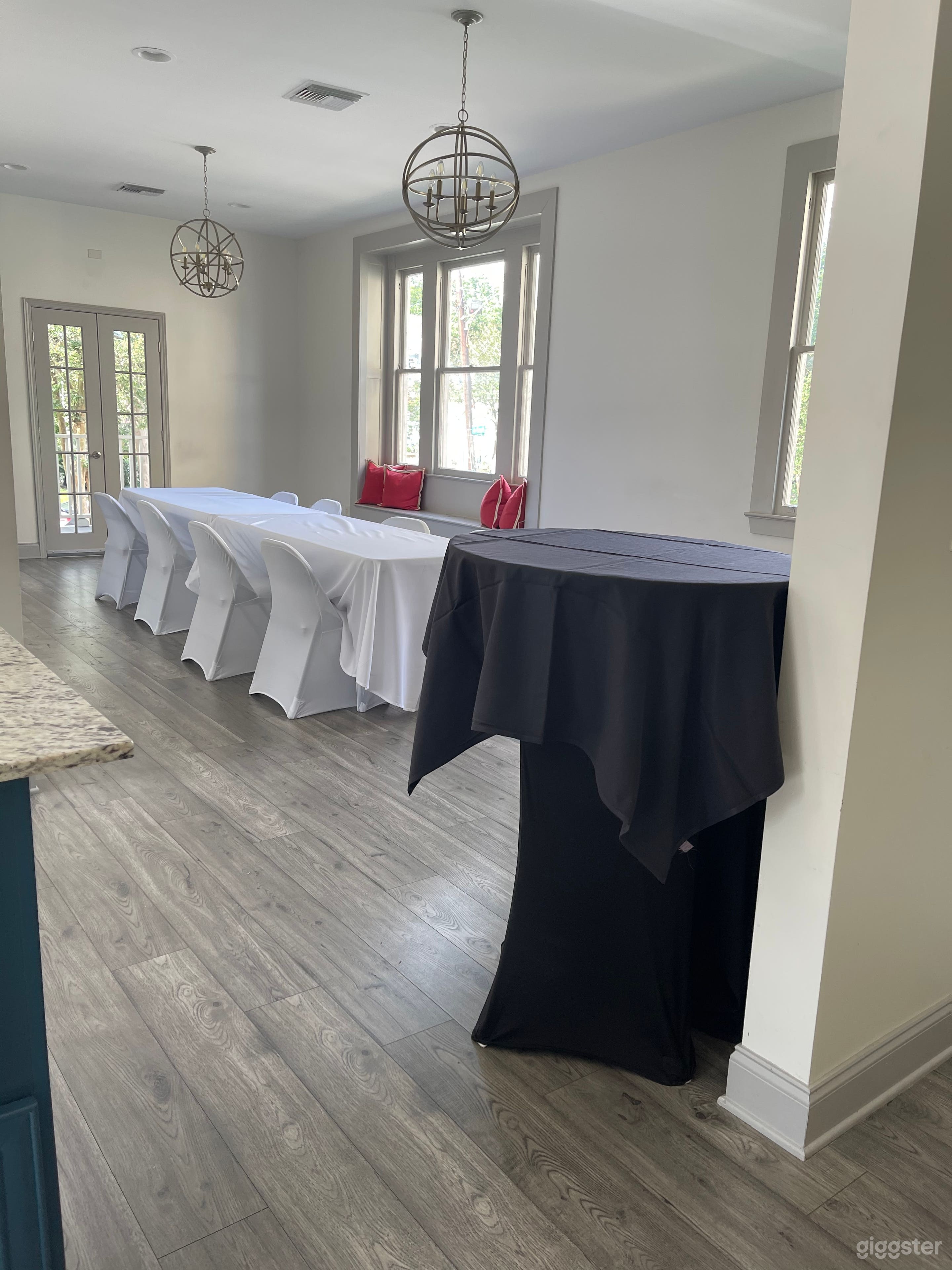 Nice and Cozy Event Space in Baton Rouge Photo 2