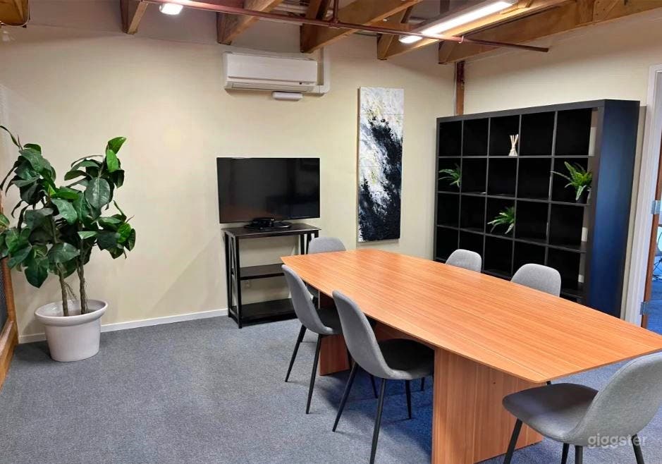 Great Office Space at the edge SoMA Photo 1