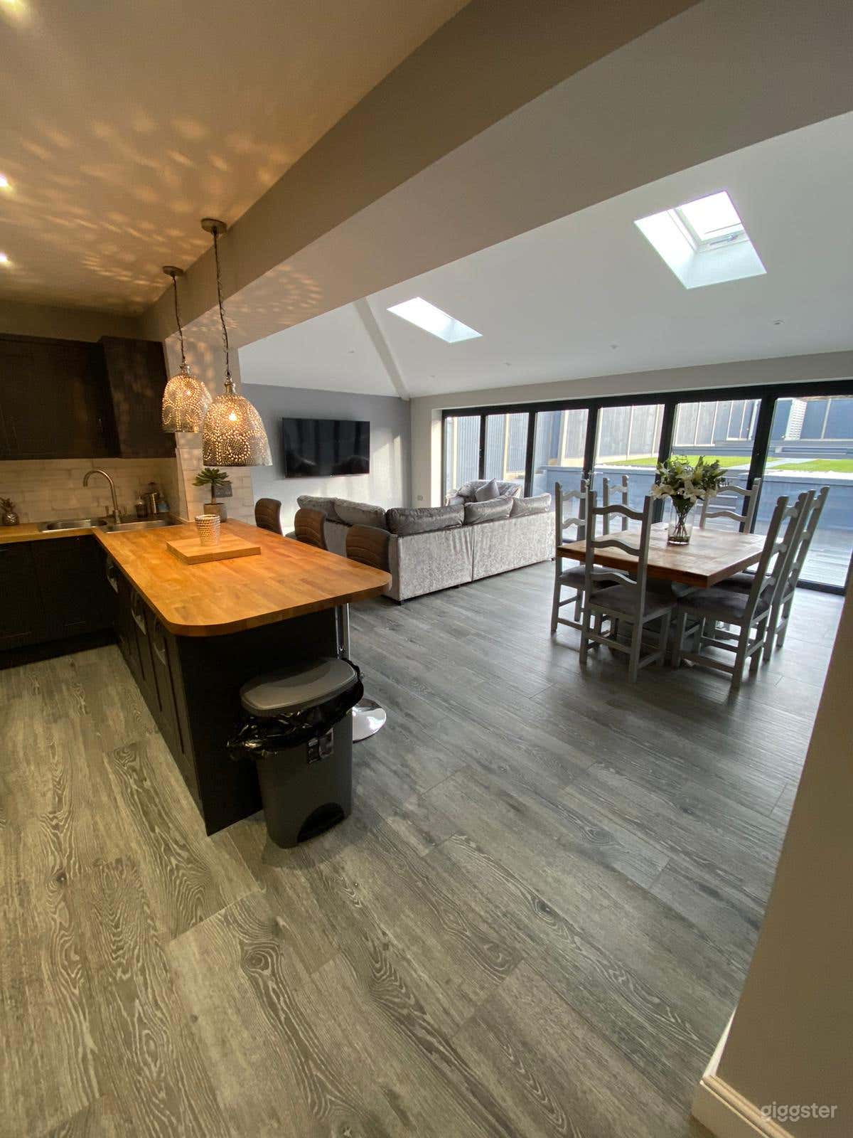 Open plan living, kitchen and dining area leading out into a 20 metre garden 