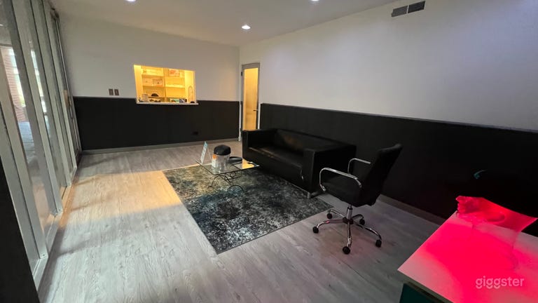  Newly remodeled medical office. Clean with grey/white laminated flooring. 