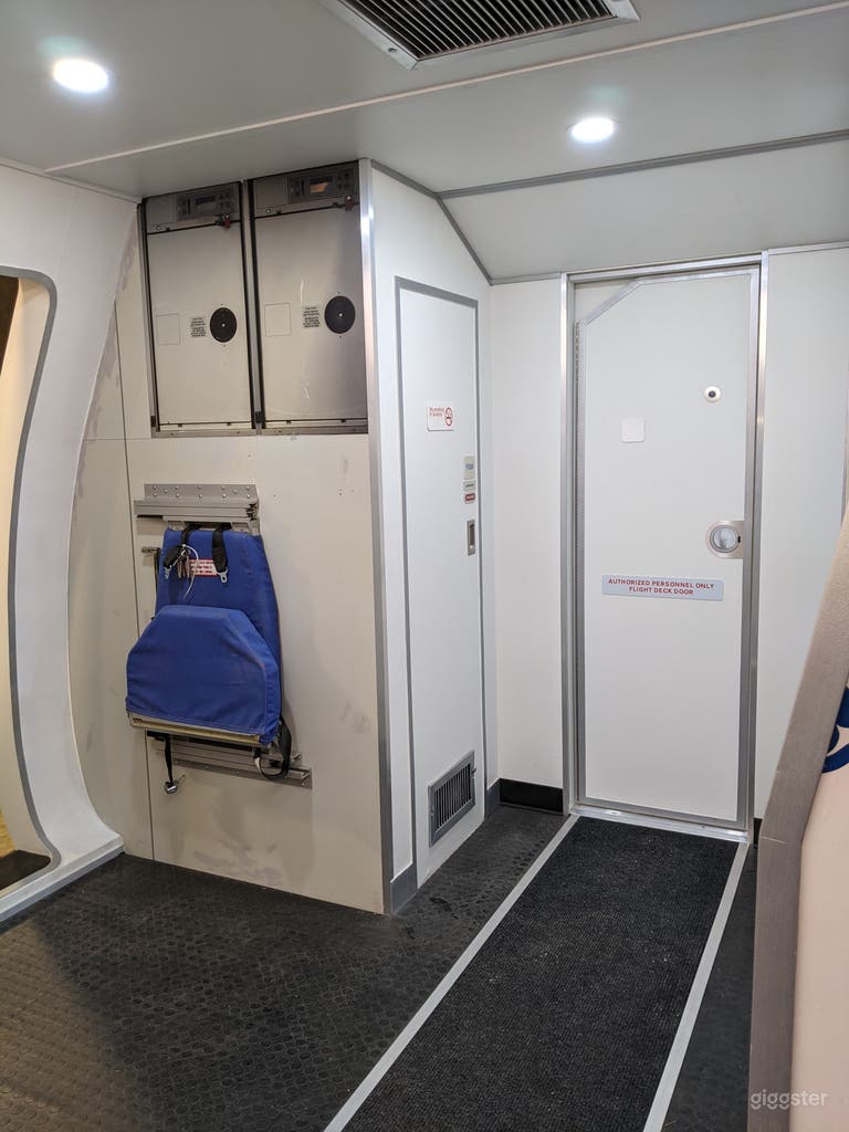  Airplane available for filming (757) 