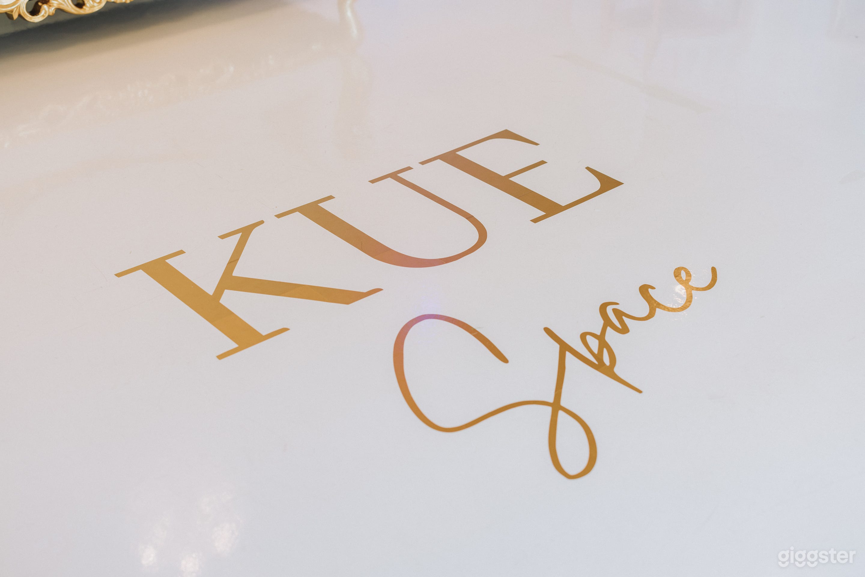 BEAUTIFUL INDOOR & OUTDOOR VENUE FOR ALL EVENTS Photo 3