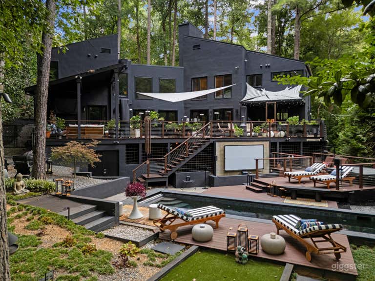  Outdoor Swimming Pool Only Rental 