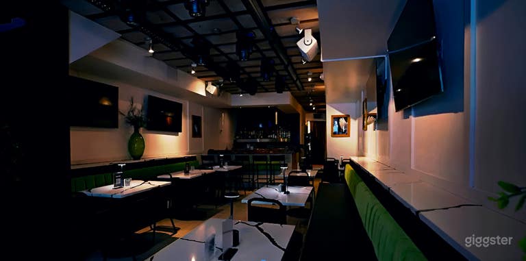  Warm & Ambient Cocktail Lounge for Elevated Gathering 