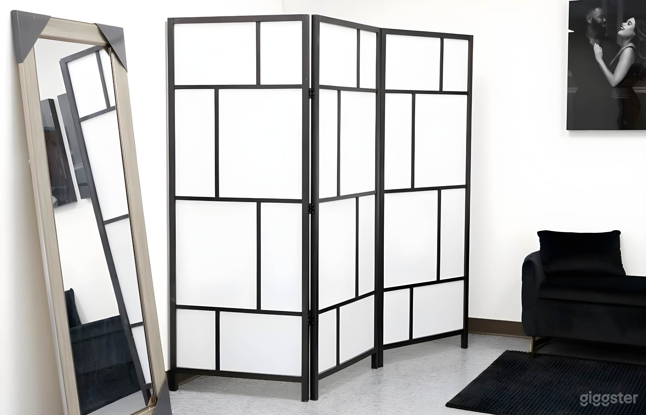 Stylish Ultra-Modern Podcast Studio Set Photo 2