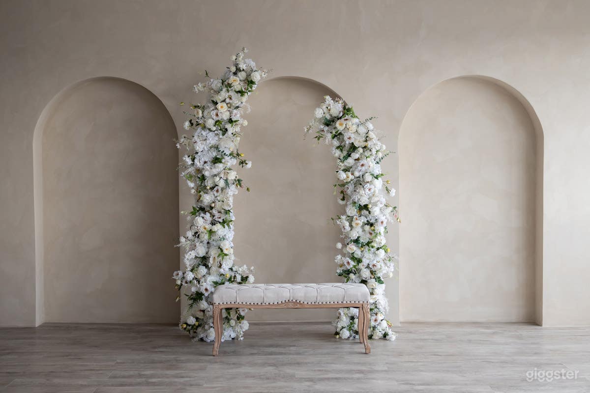 Modern Space with Boho and Vintage Touch Photo 3