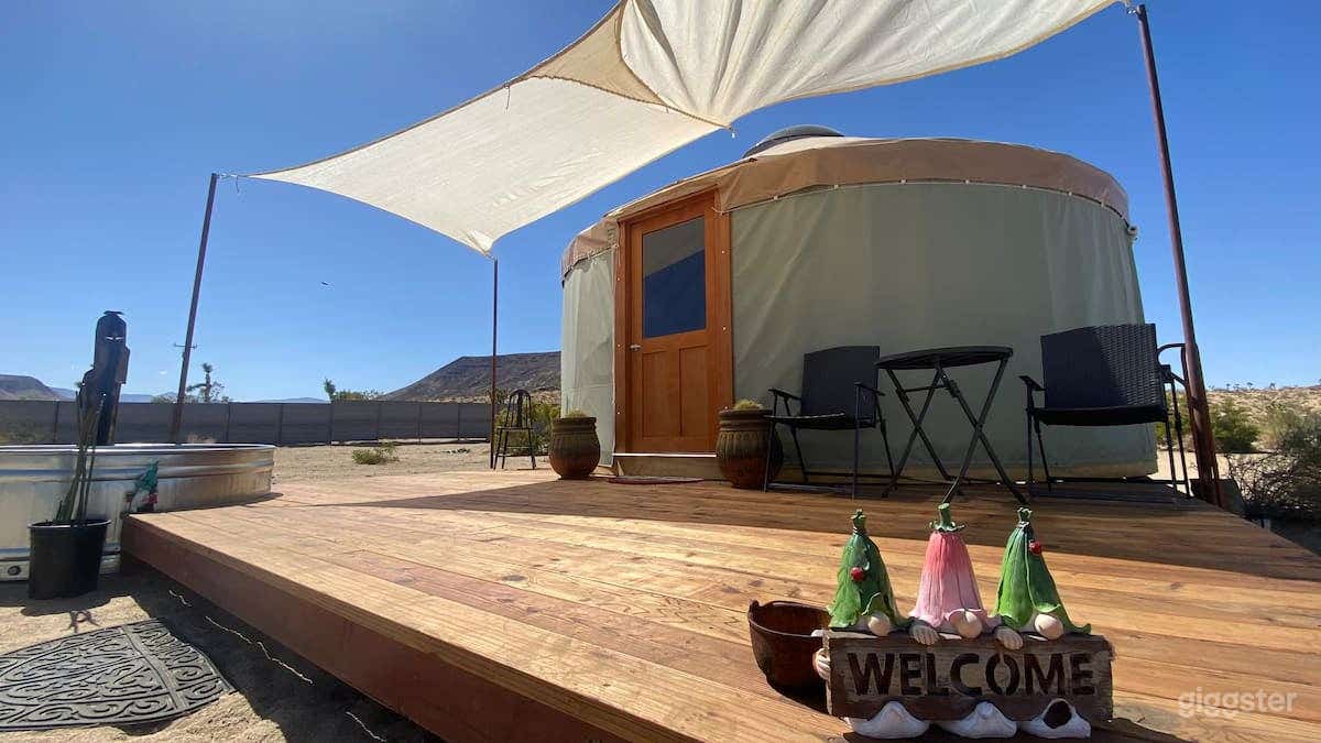 Meditative 20’ Yurt in Yuca Valley Photo 2