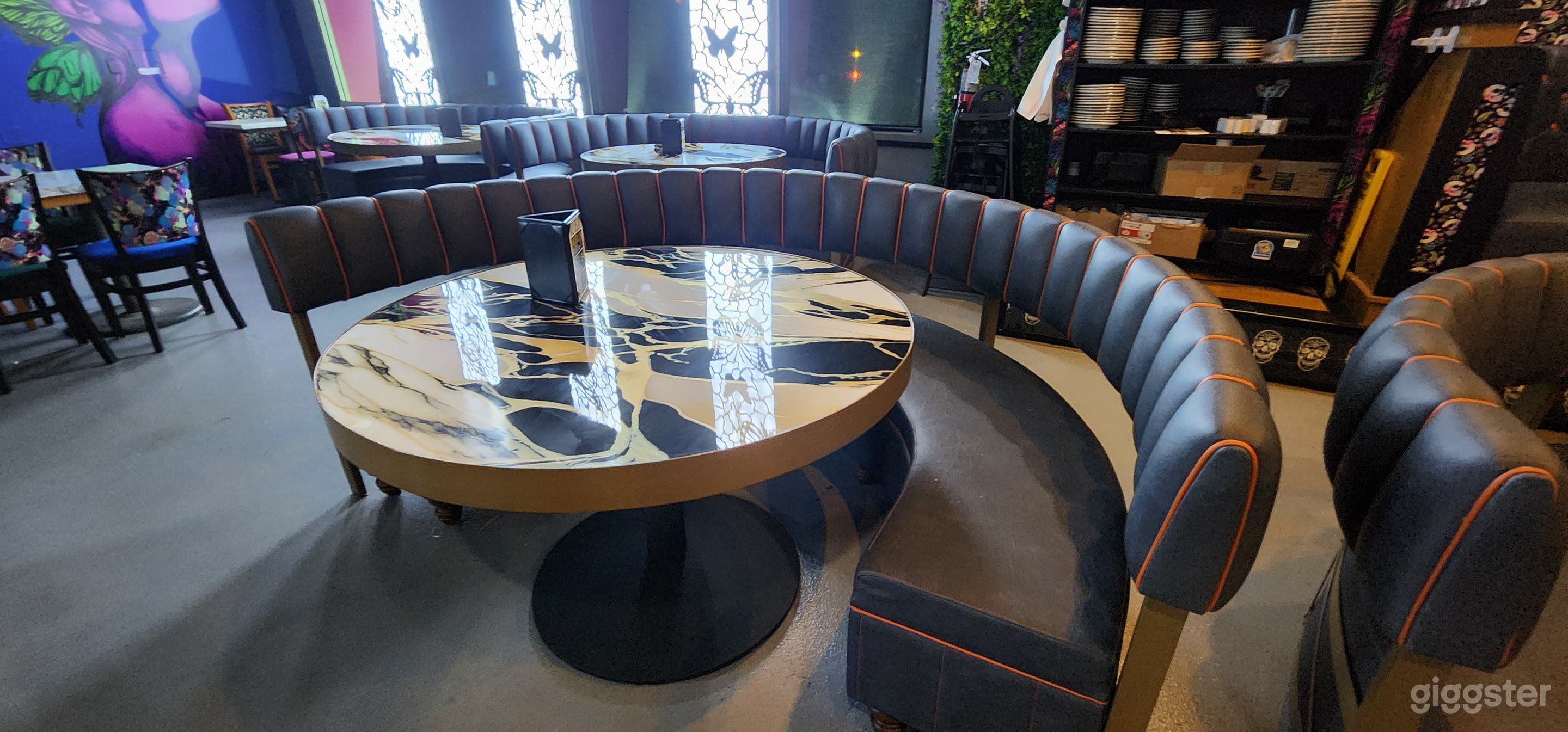 Butterfly Themed Restaurant | Bar | Club Photo 4