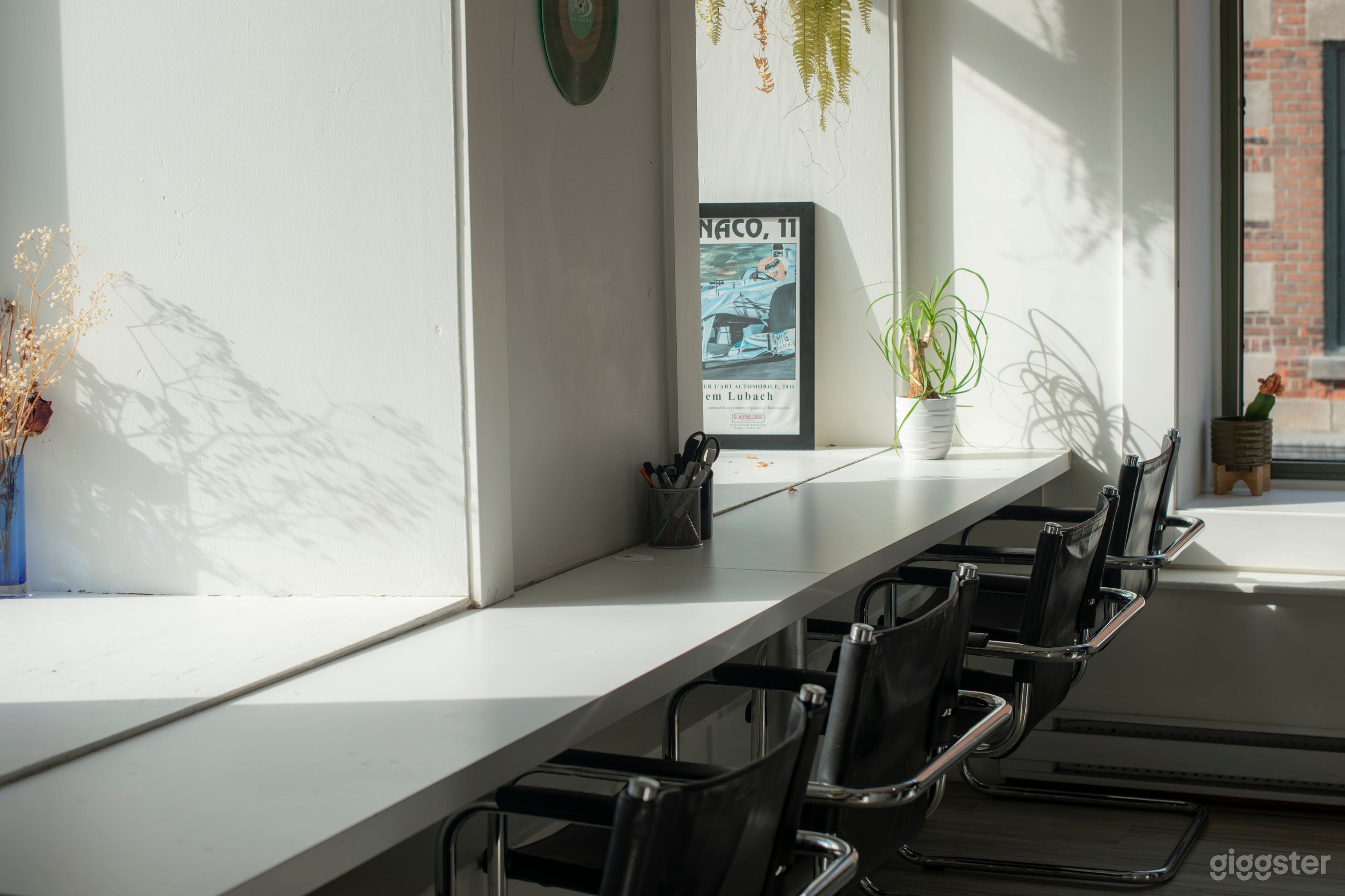 Trendy Hidden Venue Griffintown Photo 4