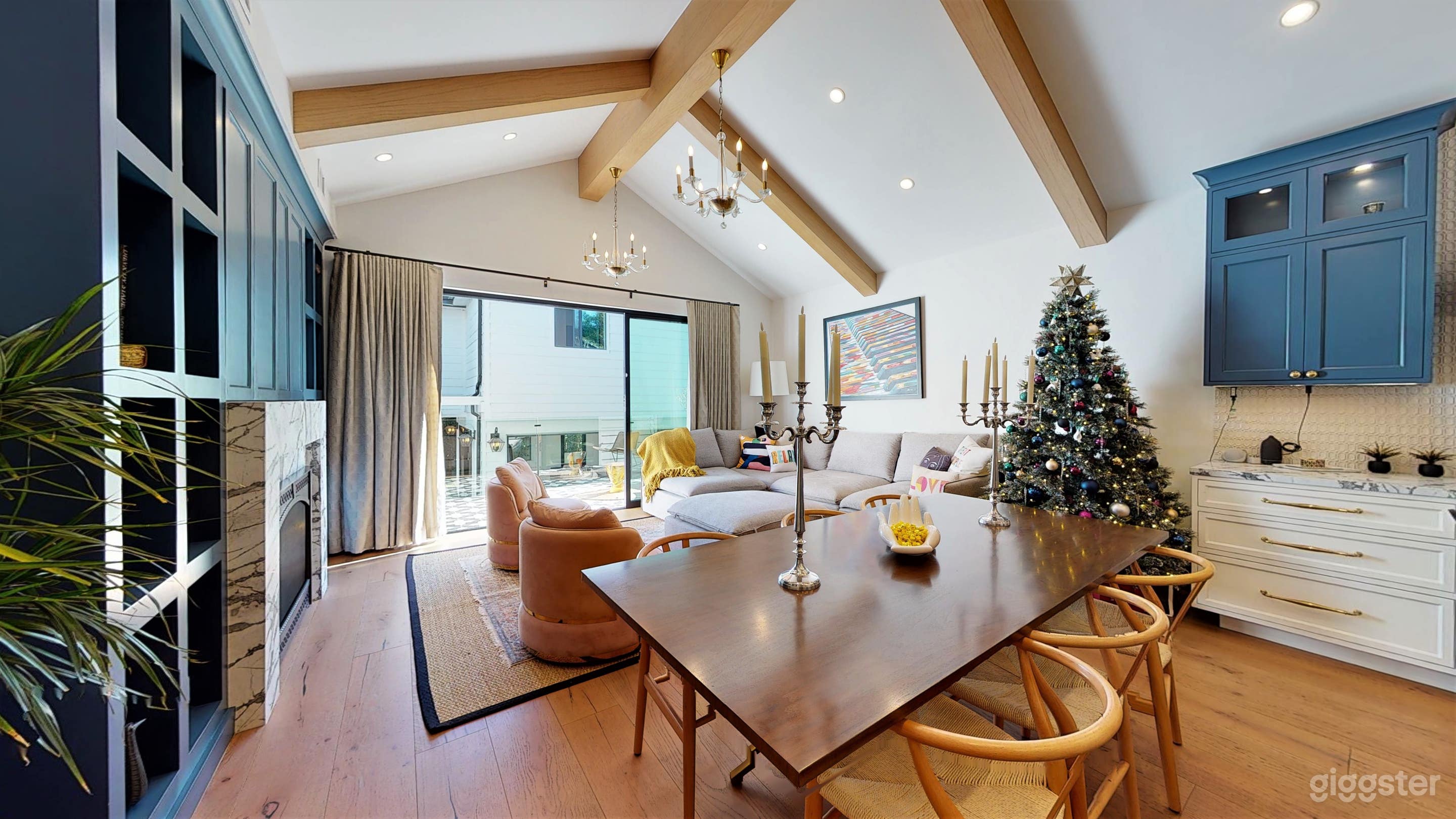 Open concept kitchen/living room 