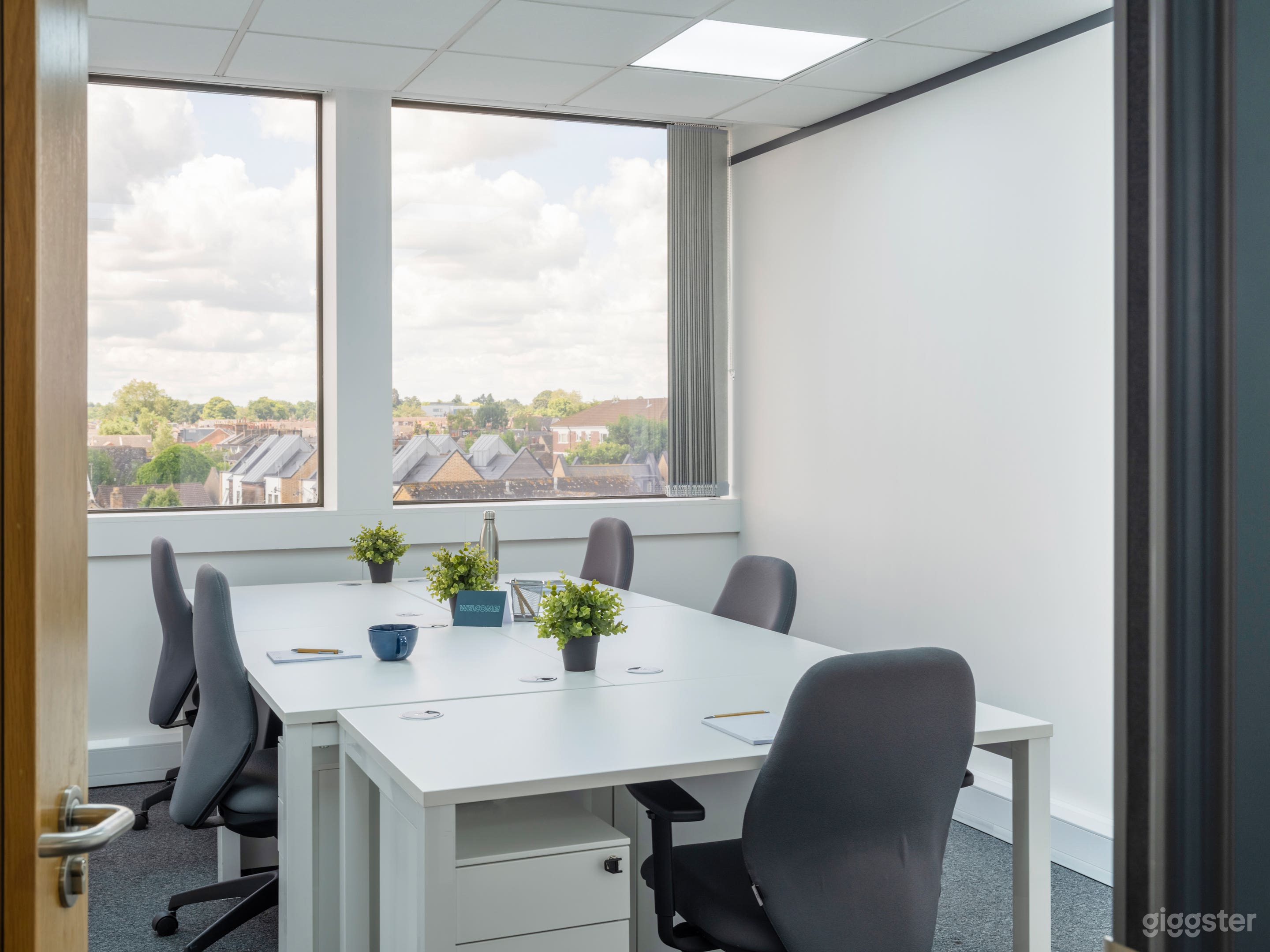 Modern Office Building in the Centre of Town Photo 4