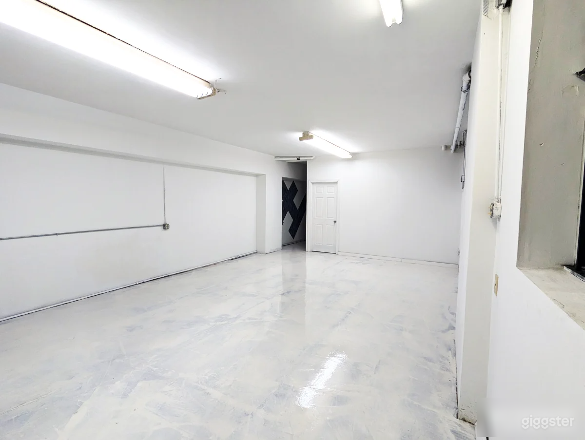 Equipped Studio in Chicago Photo 3