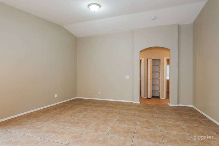  Beautiful Single Family HOME For Rent 