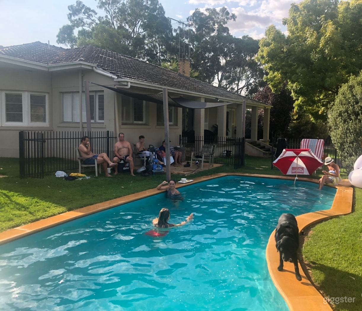 Outdoor Swimming Pool Hire in a 46 Acre Vineyard Photo 2