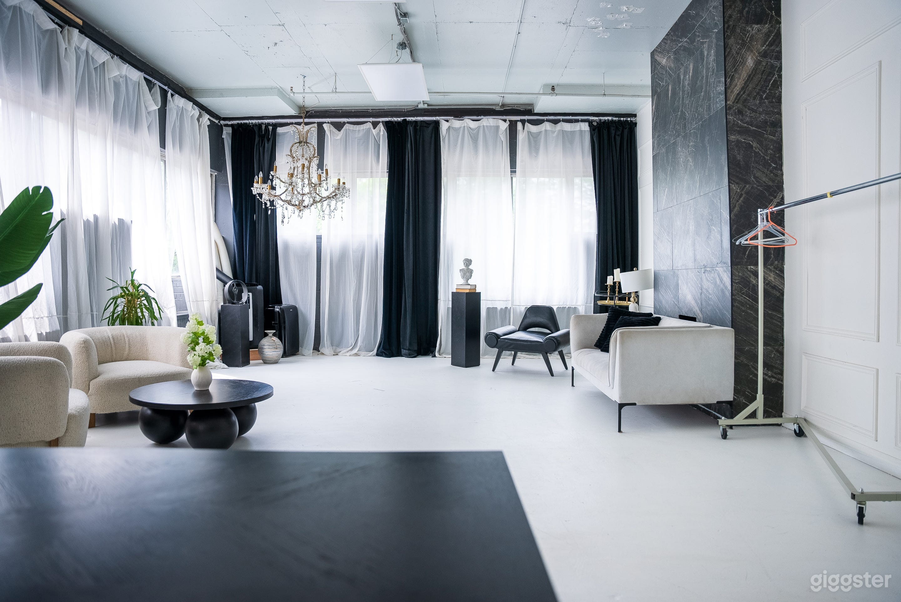 Luxury style loft with marble fireplace and piano Photo 2