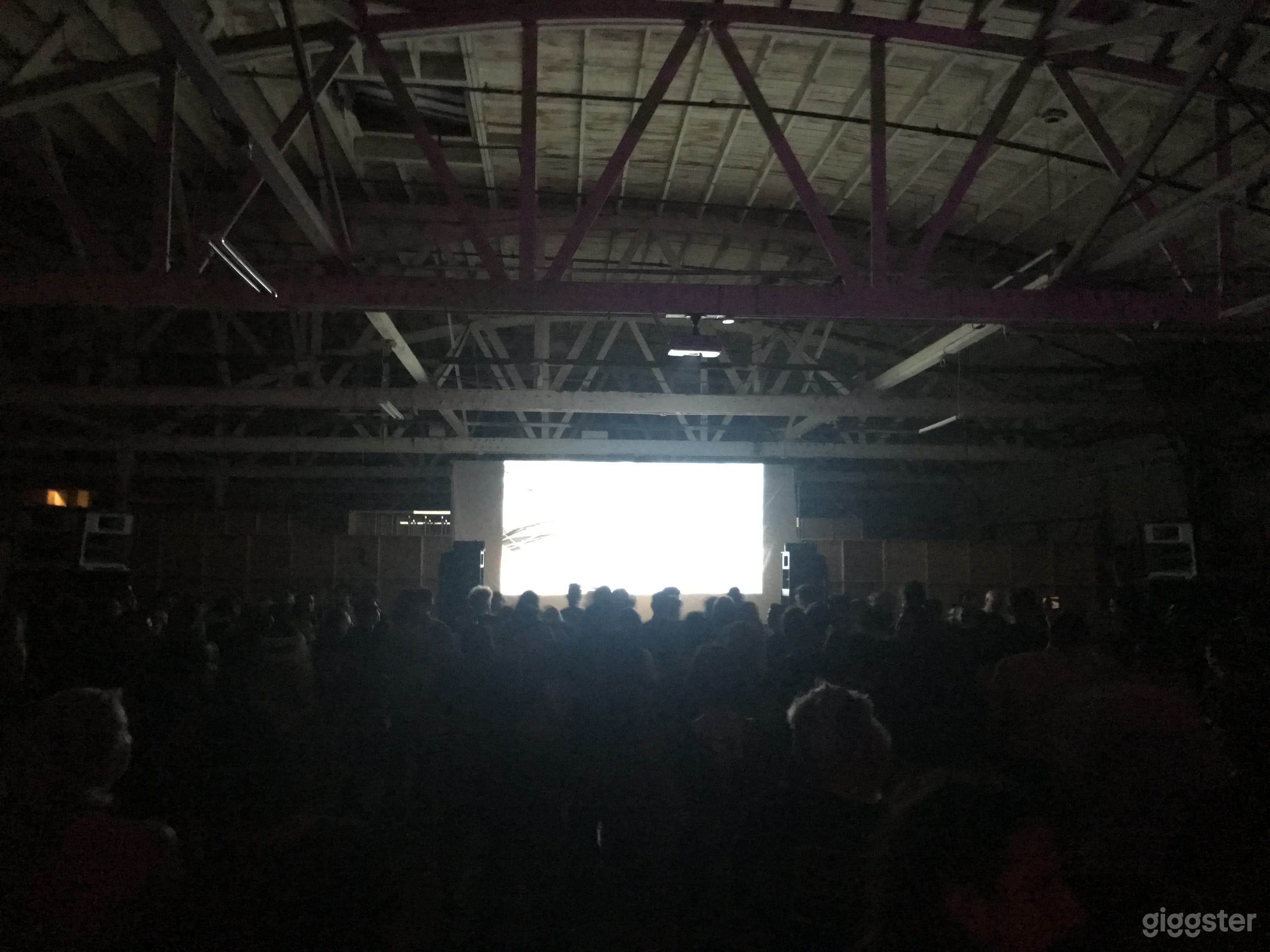 Large and Versatile Warehouse Space  Photo 3