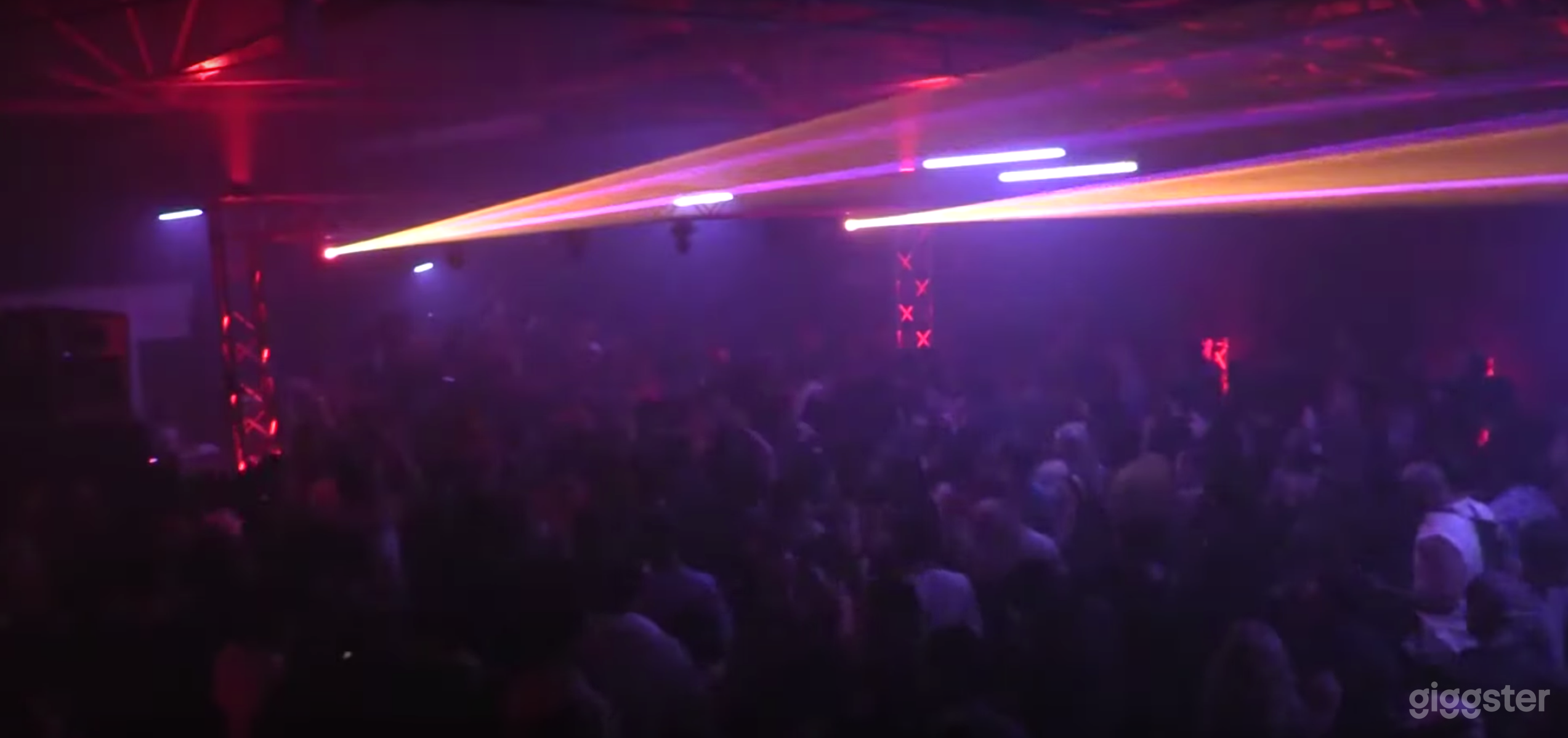 Large and Versatile Warehouse Space  Photo 4