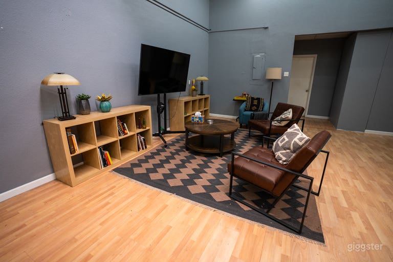  Mirage | Studio Rental Space: Production Space (Kitchen/Home) Available + Lighting Grid
 