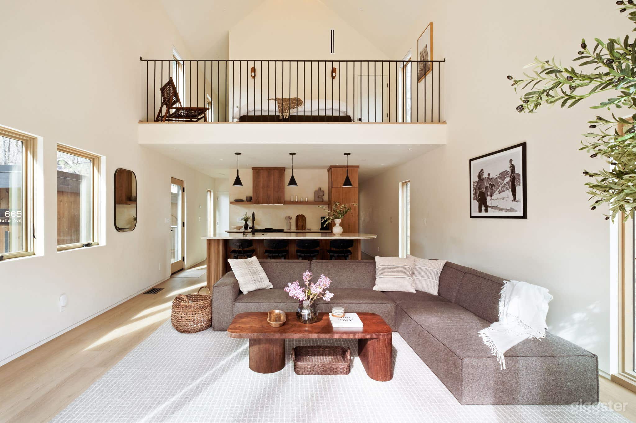 Designer Scandinavian Cabin in the Pines Photo 3