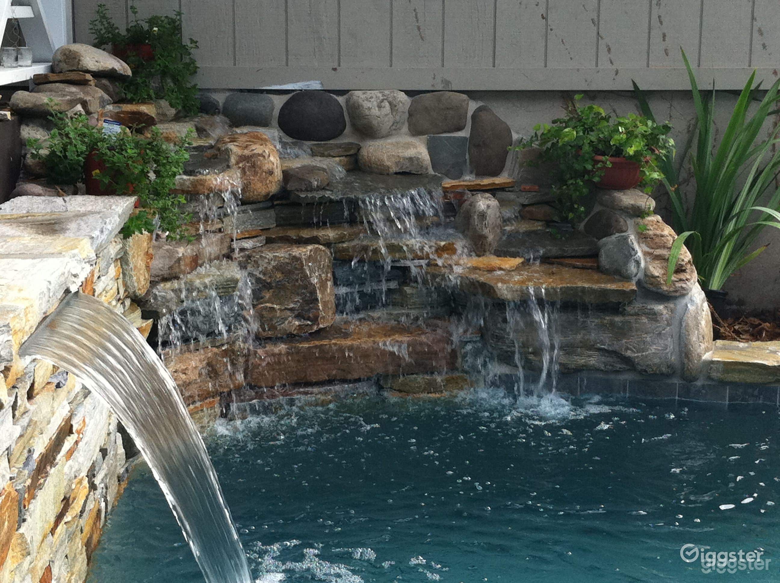 Beautiful backyard Pool with oak trees Photo 3