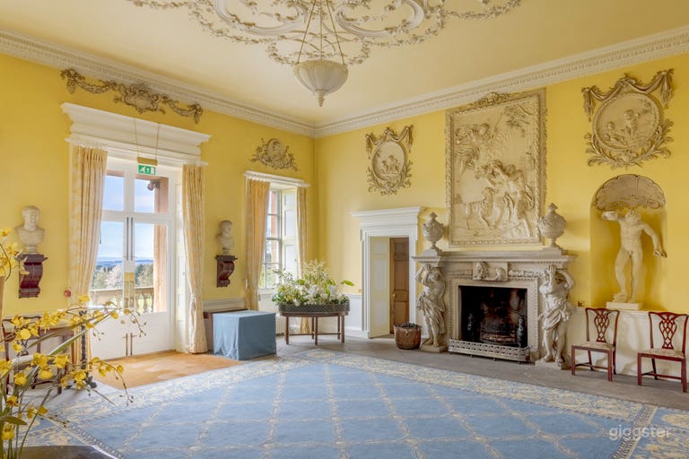  18th Century Stately Home in Worcestershire 