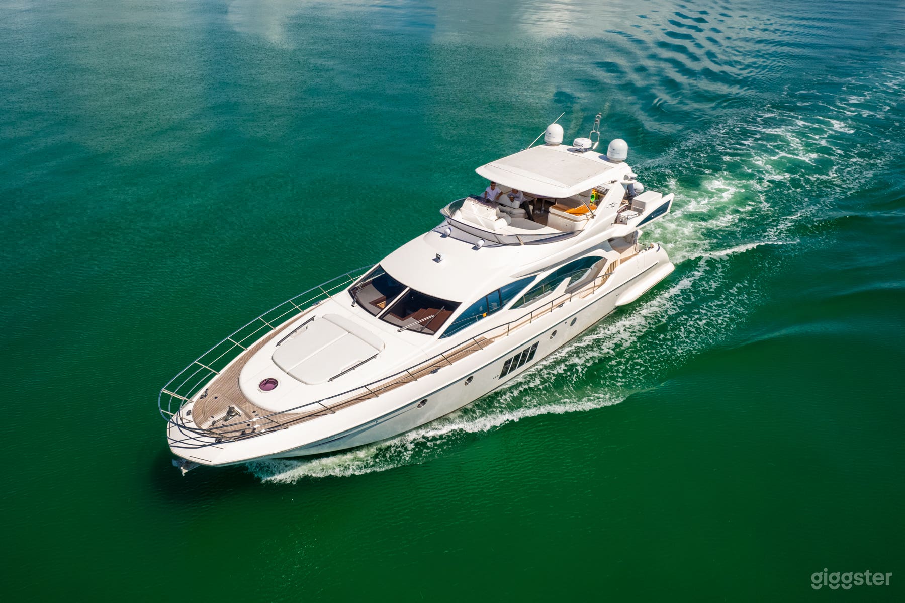 75' Azimut Yacht Photo 4