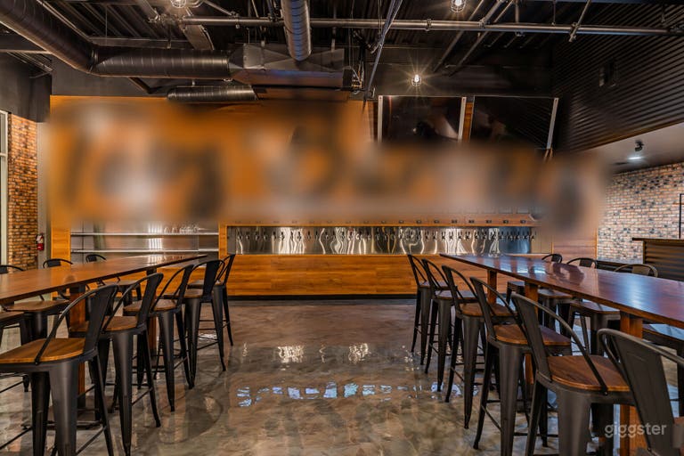  Urban Taproom with Rustic Charm & Vegas Views 