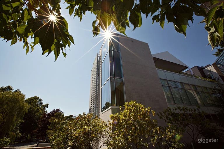  A variety of attractive multipurpose rooms 