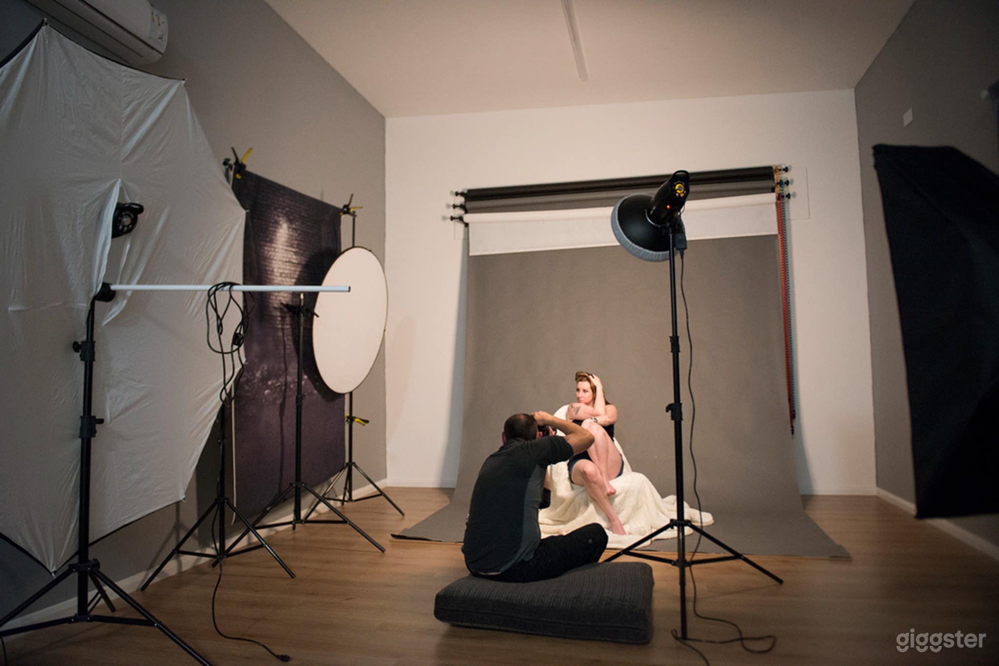 Professional Indoor Film and Photography Studio Photo 1