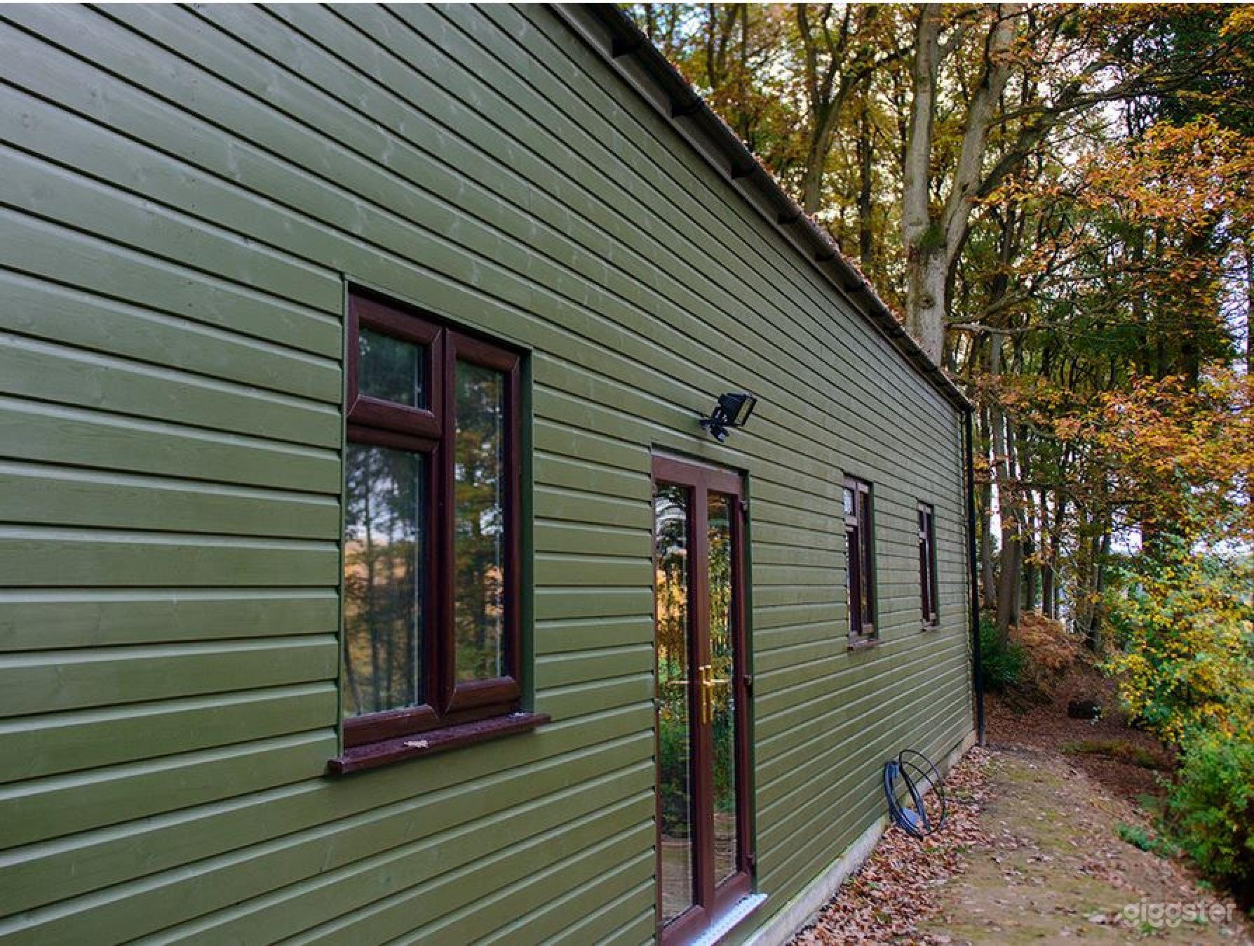 Professional Indoor Film and Photography Studio Photo 2