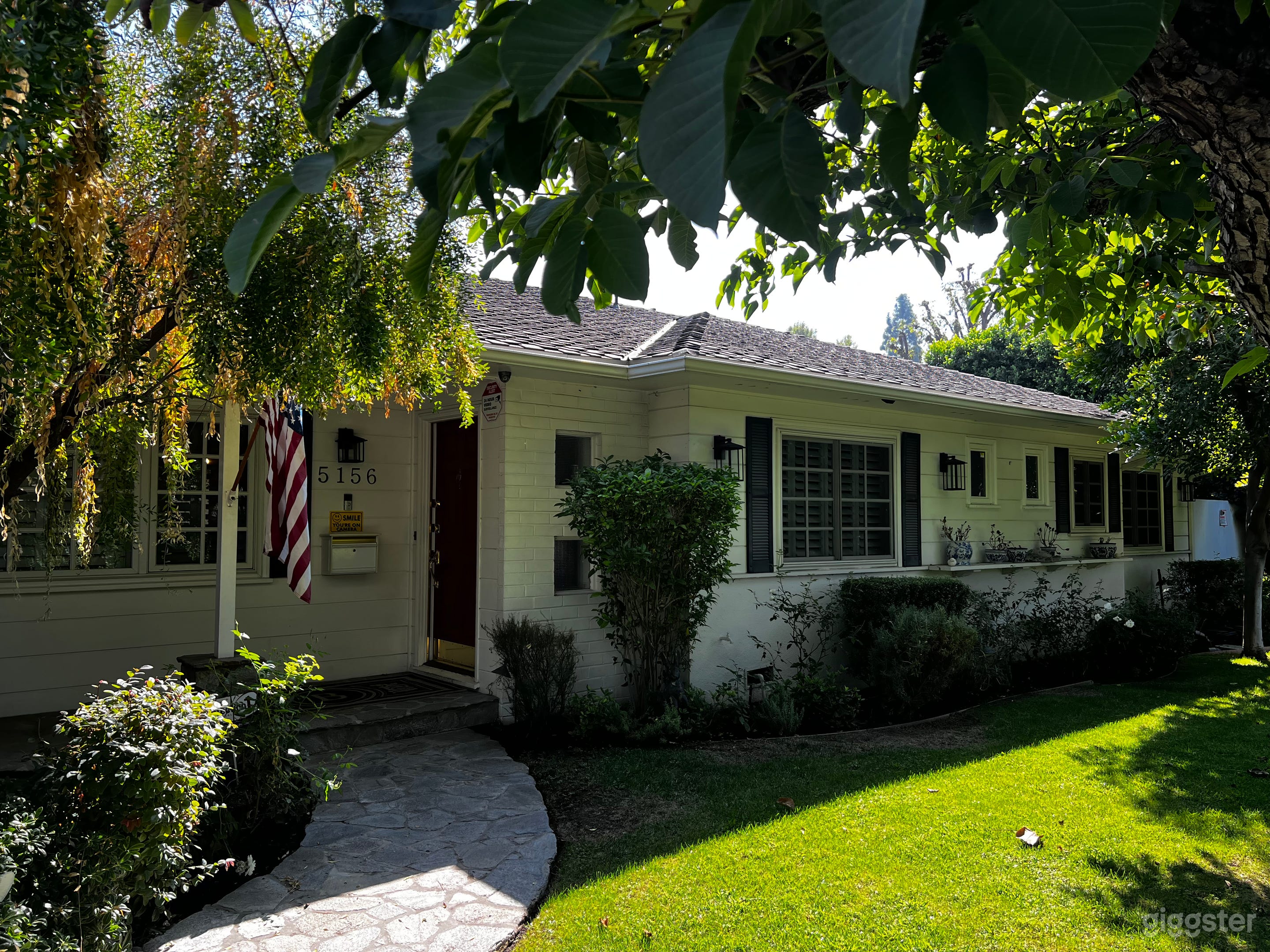 ENCINO RANCH - Black Walnut Manor Photo 1