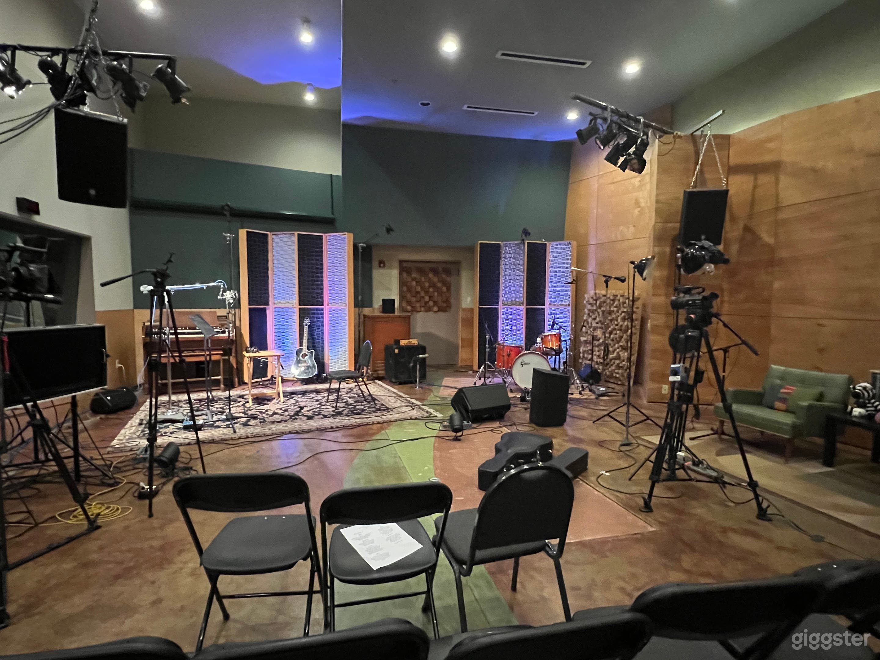 Large Studio For Recording and Productions Photo 1