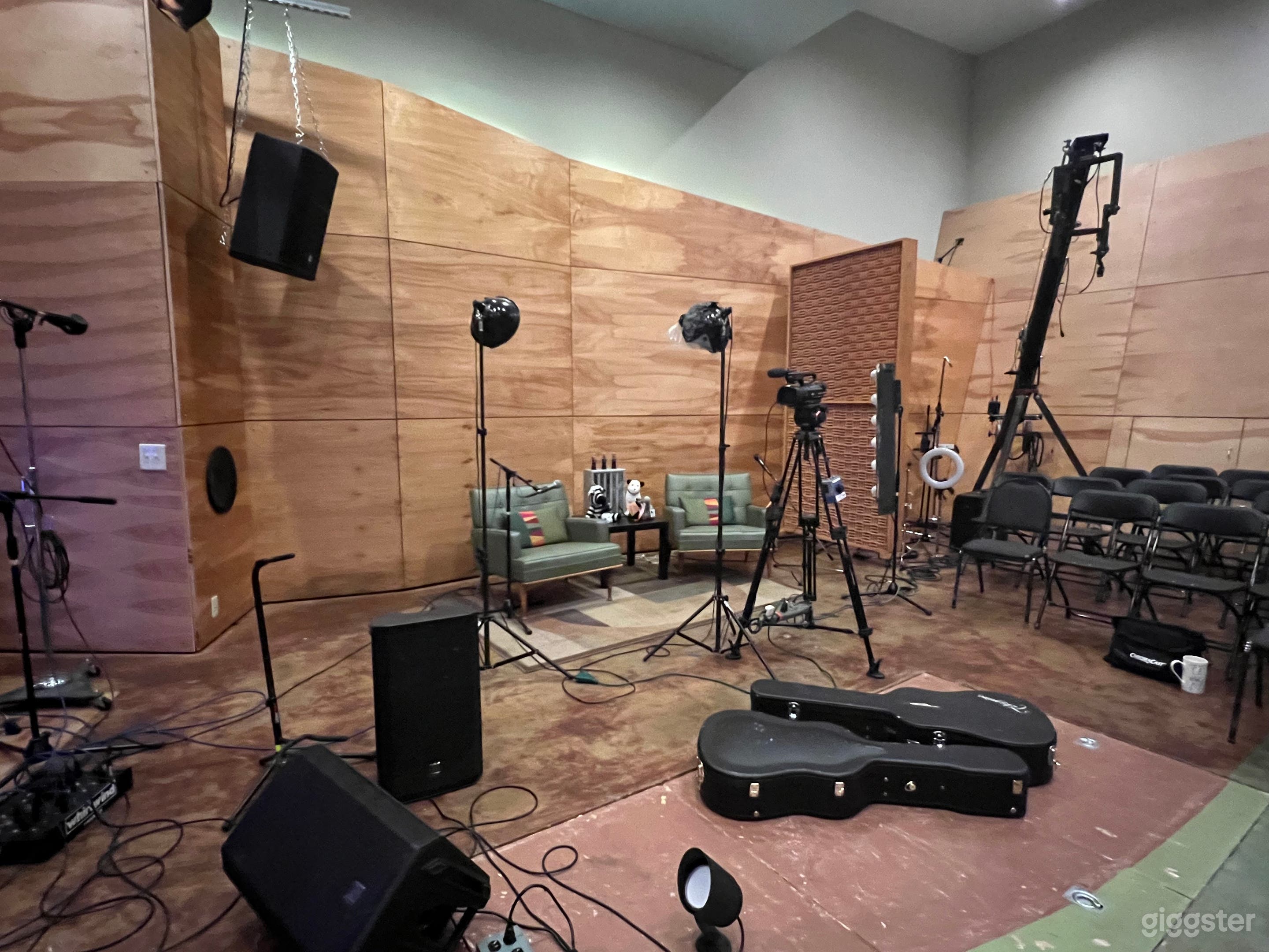 Large Studio For Recording and Productions Photo 3