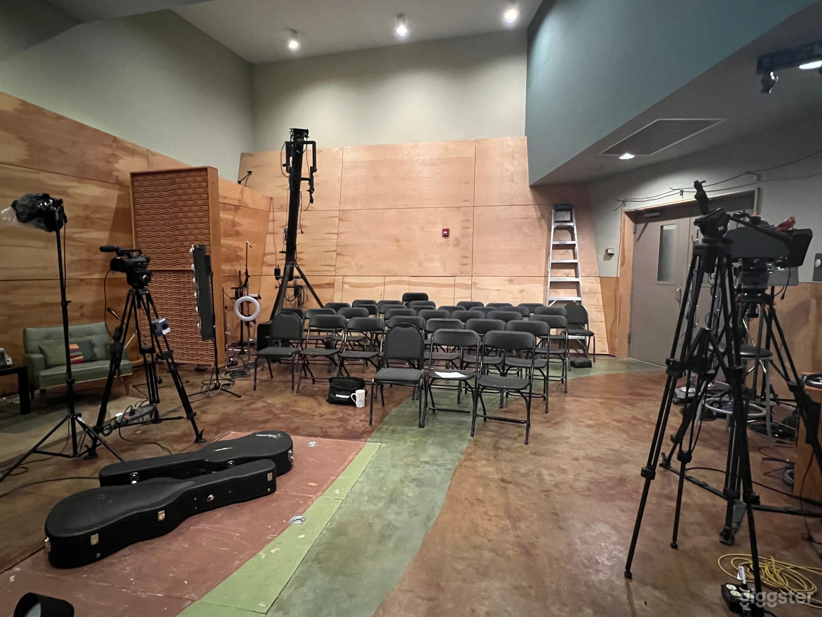 Large Studio For Recording and Productions Photo 2