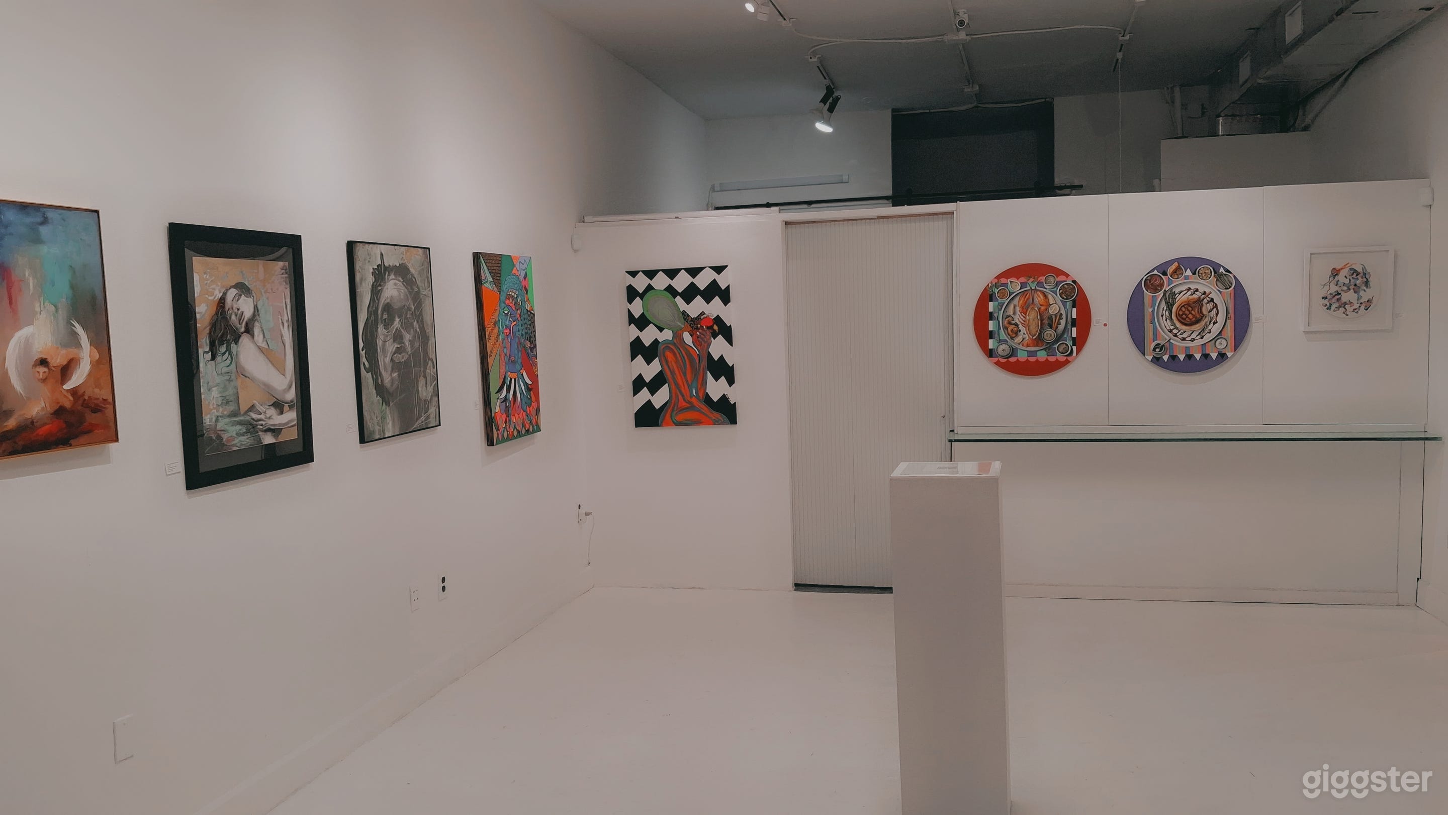 Pop up Gallery or Pop Up Store in Wynwood Photo 2