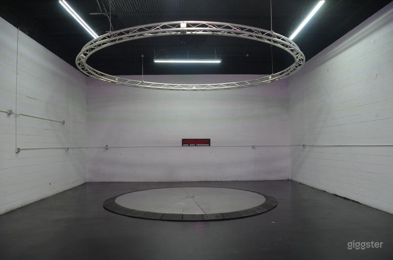  Estudio Masivo de Creación de Contenido/Cine/Producción 