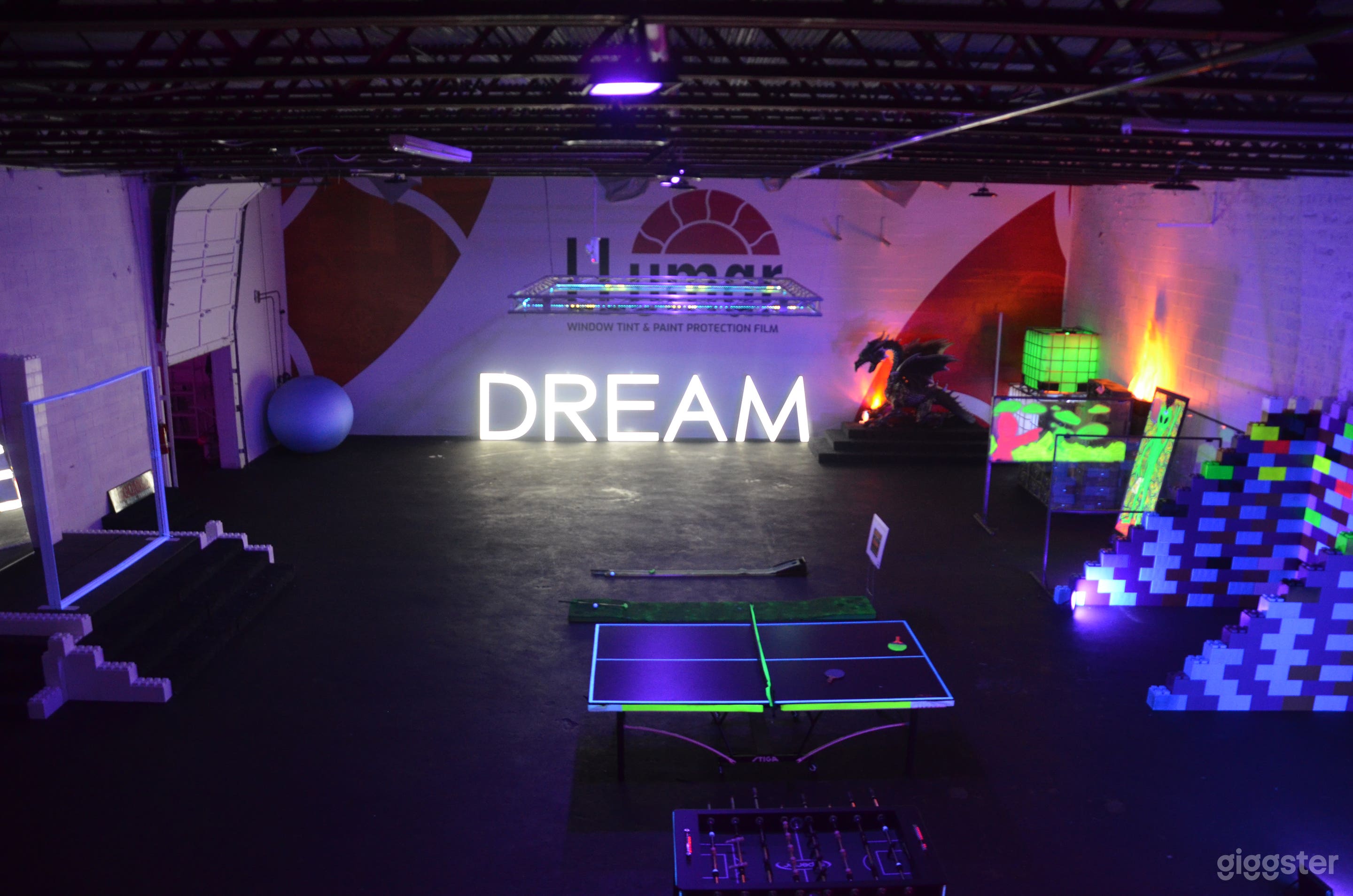 Massive Content Creation Studio/Film/Production Photo 4