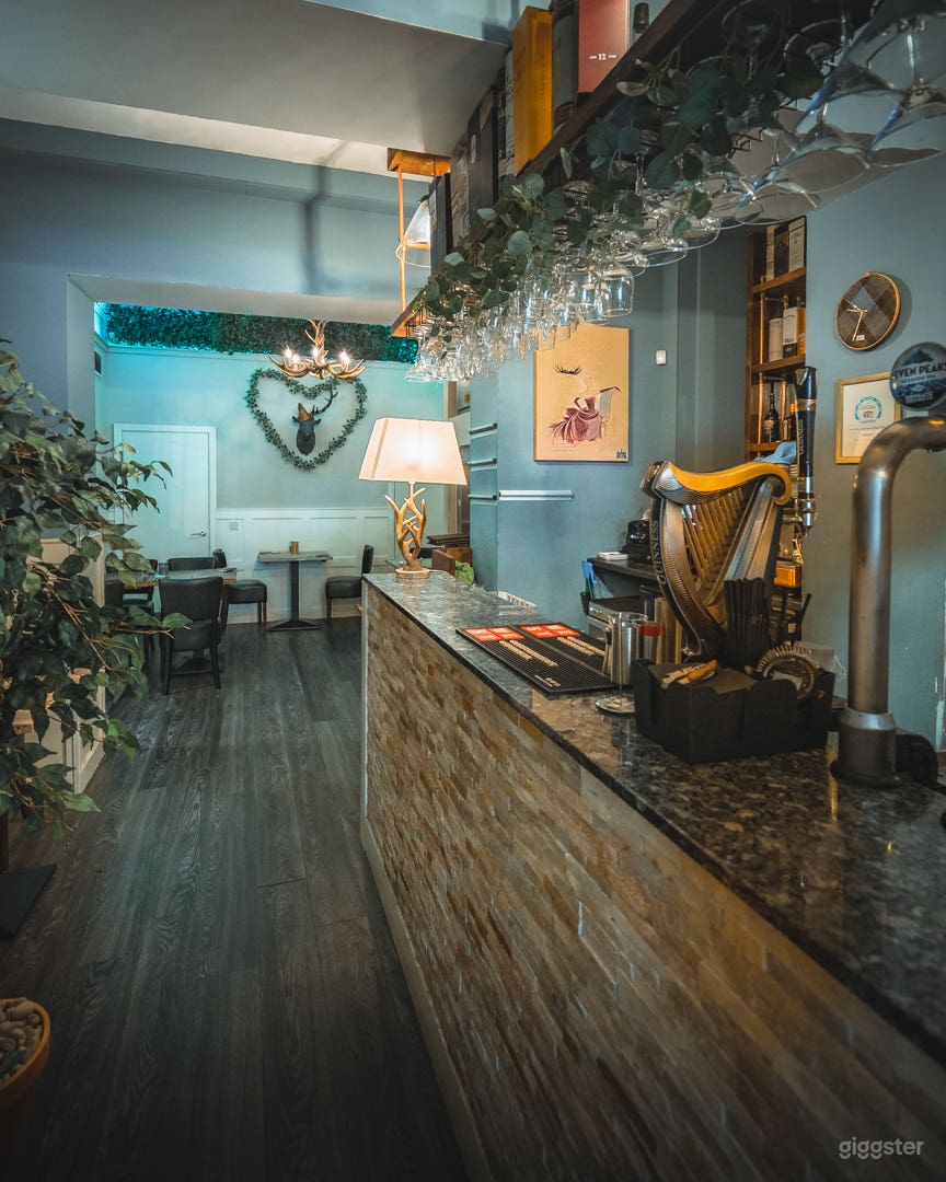 Cosy Eatery with Expertly Curated Menu in Glasgow Photo 2