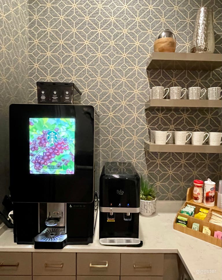  Small Conference Room in Alpharetta 