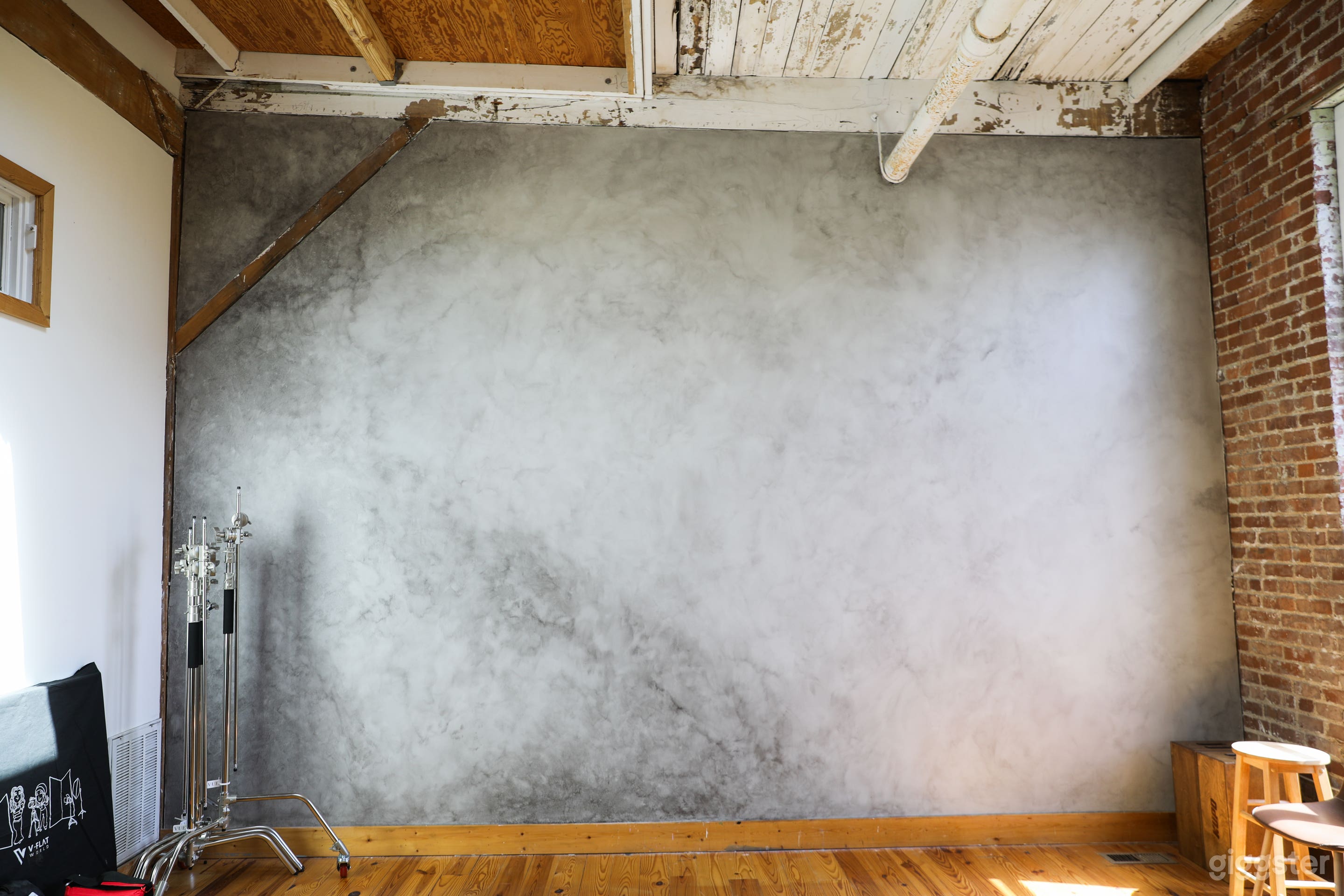 Studio 3 - Natural Light Studio in Germantown! Photo 2